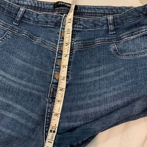 Refuge 5 button jeans size 16 - Picture 6 of 6